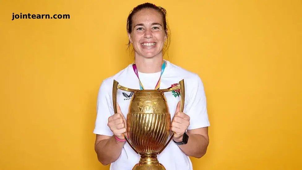 Emily Scarratt Retires: England Rugby Legend Bids Farewell After Second World Cup Triumph