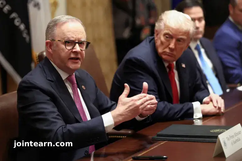 2025-10-20T164320Z_734029441_RC2SFHA2RZ4K_RTRMADP_3_USA-AUSTRALIA-1760979511