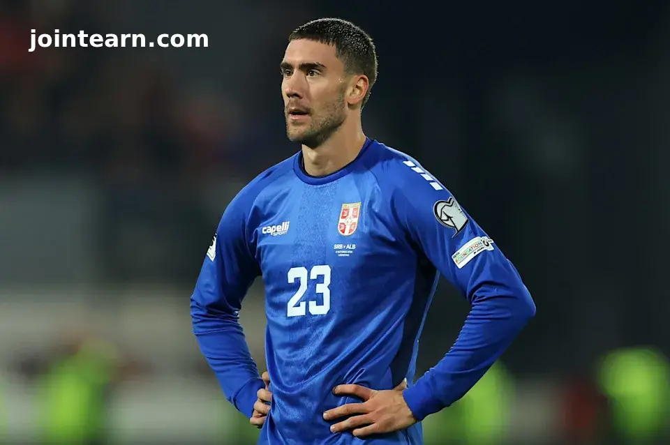 Barcelona in Talks with Dusan Vlahovic for 2026 Free Transfer: Serie A Star on Barça’s Radar