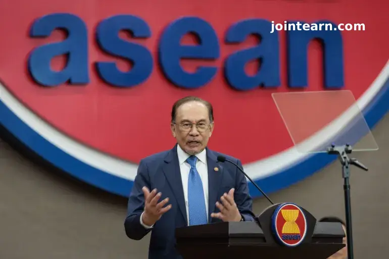 AFP__20250729__686Q8V3__v1__MidRes__IndonesiaMalaysiaAseanDiplomacy-1761206290