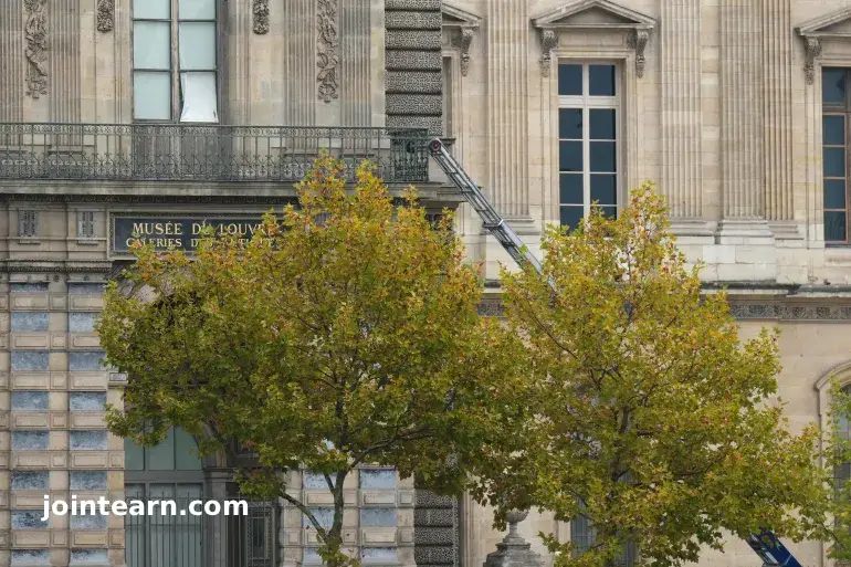 ‘Priceless’ Jewels Stolen from Louvre Museum in Four-Minute Paris Heist