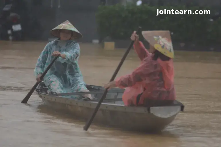 Nine Dead, Thousands Displaced as Record-Breaking Floods Hit Central Vietnam
