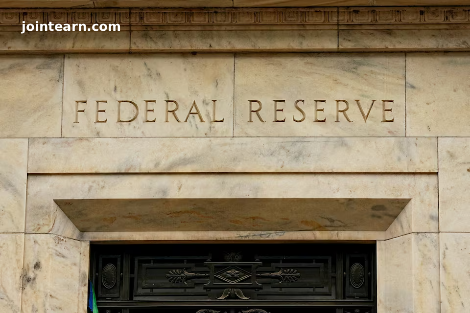 Long-Term U.S. Treasury Yields Likely to Remain Elevated Amid Inflation and Debt Pressures, Reuters Poll Shows