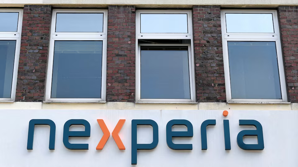 Dutch Economy Minister Discusses Nexperia with Chinese Counterpart Amid Export Tensions