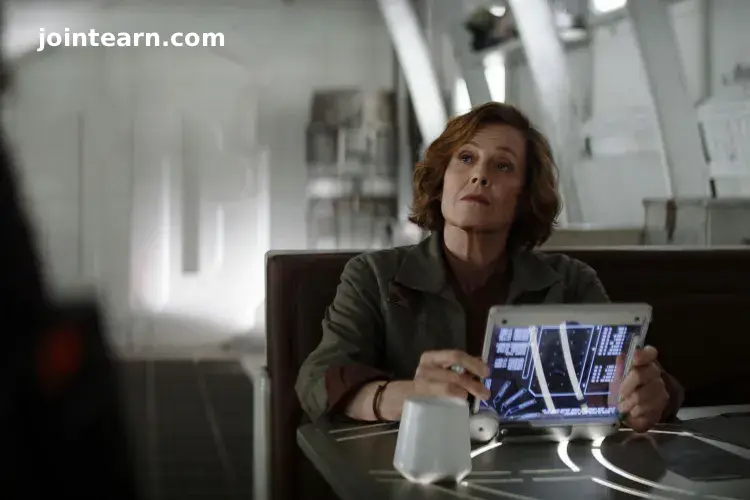 Sigourney Weaver Teases Her Role in The Mandalorian & Grogu: “Surrounded by All Kinds of Different Creatures”