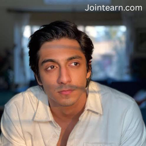 Ahaan Panday Shares Heartwarming Birthday Post for Saiyaara Co-Star Aneet Padda