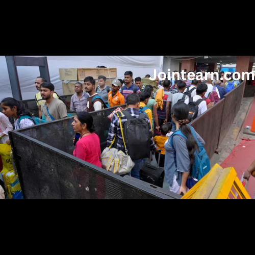 Opposition Slams Centre Over Overcrowded Chhath Festival Trains Amid Massive Migrant Rush to Bihar