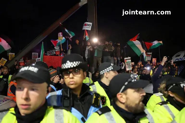 Eleven Arrested as Protests Erupt Before Aston Villa vs Maccabi Tel Aviv Europa League Match