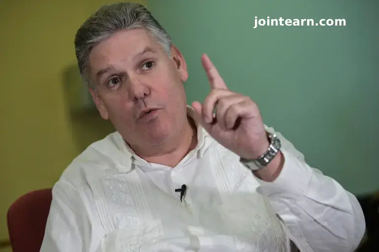 Cuba Charges Former Economy Minister Alejandro Gil with Espionage and Financial Crimes
