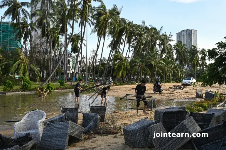 Typhoon Kalmaegi Kills at Least 5 in Vietnam, Leaves Over 1.2 Million Without Power