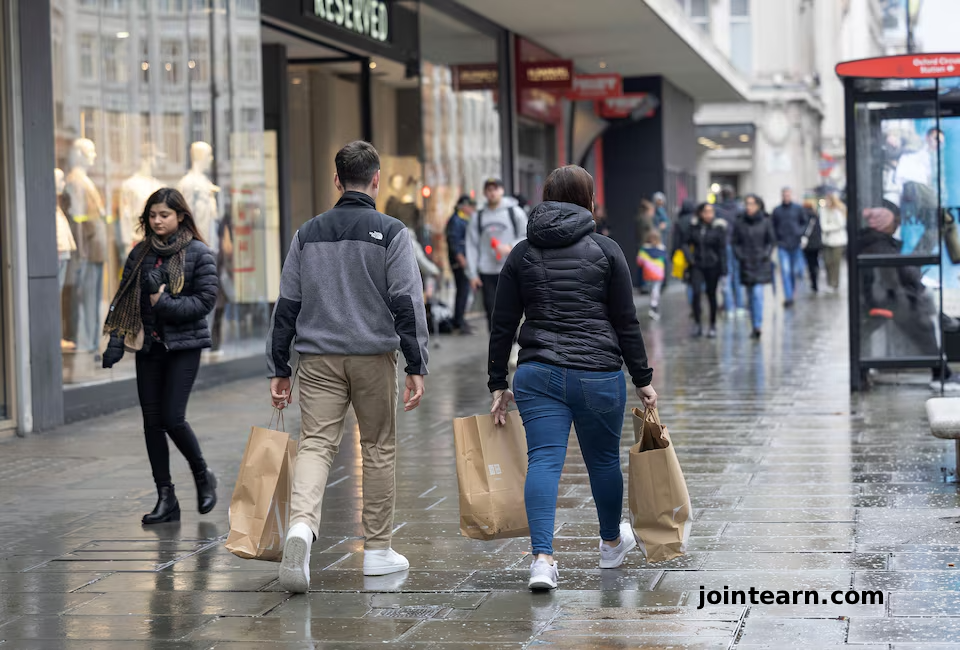 UK Retail Sales and Consumer Confidence Slide Ahead of Budget Announcement