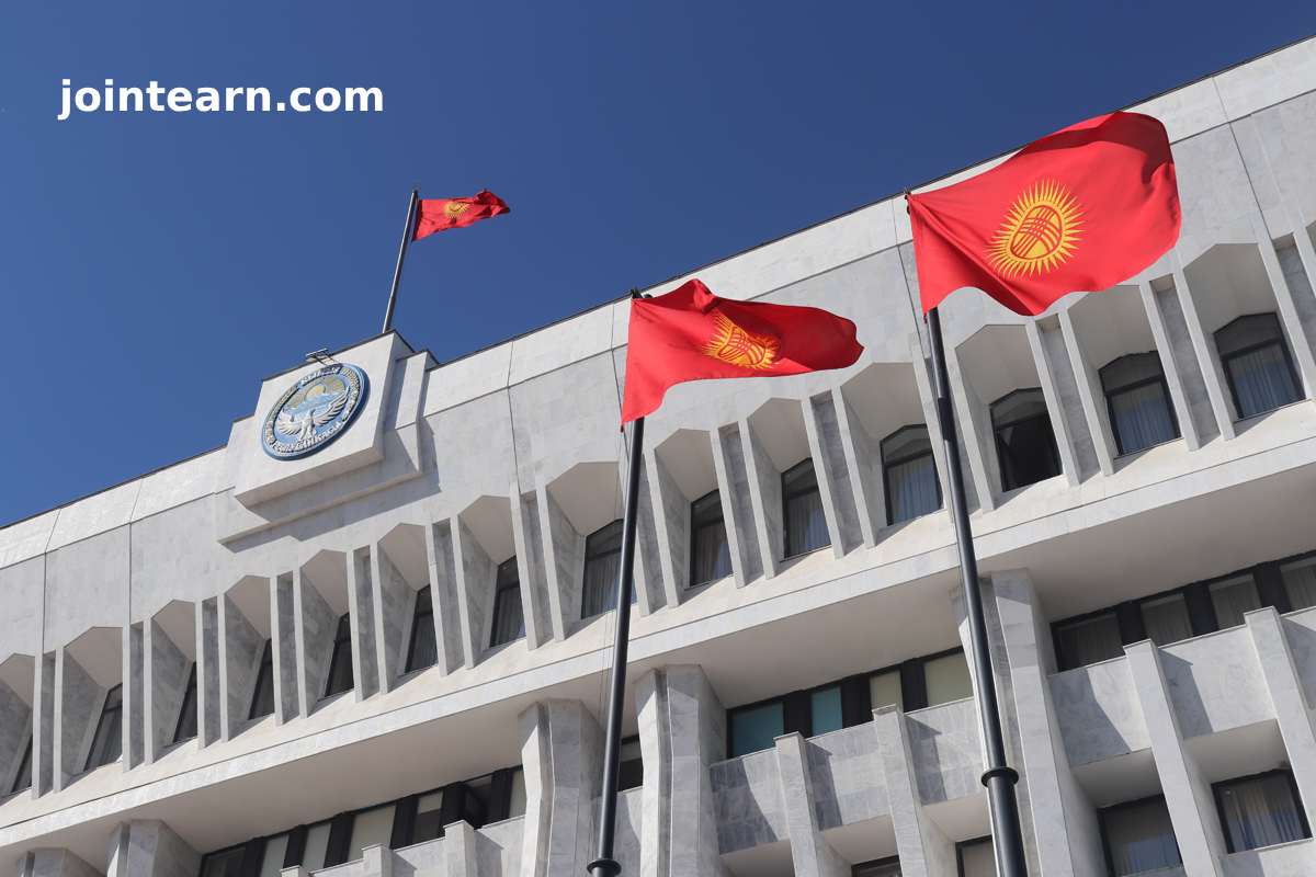 Kyrgyzstan Authorities Detain Opposition Figures Ahead of Snap Parliamentary Election