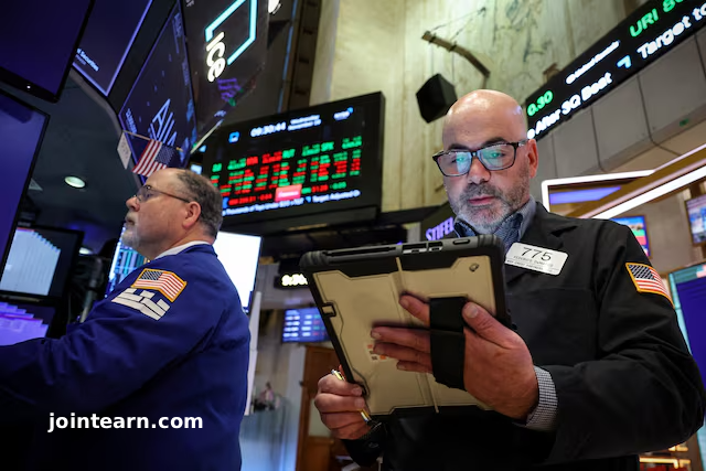 Cryptocurrencies Plunge Amid Broad Flight From Risk, Bitcoin and Ether Hit Multi-Month Lows