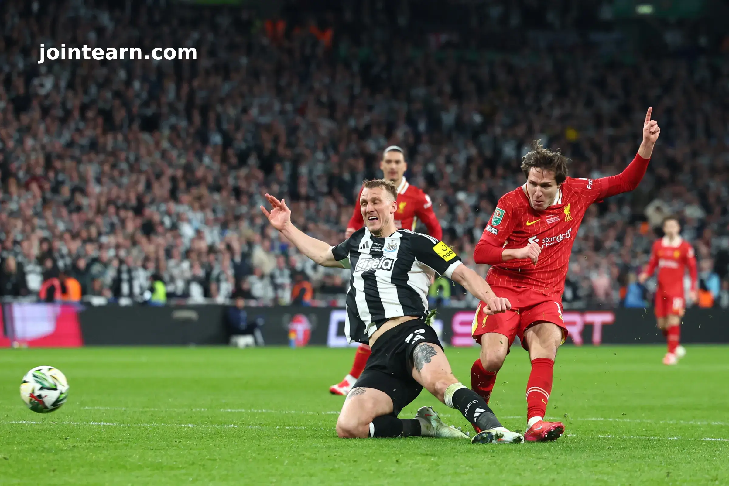 Premier League Transfer Gossip: Man Utd, Liverpool, Newcastle, Arsenal & More – Friday 20 November 2025