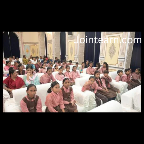 Delhi’s Hybrid Schooling Amid Hazardous Air Quality: Struggles for Students, Parents, and Teachers