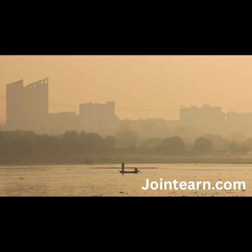 Thick Haze Blankets Delhi as Pollution Monitoring Goes Dark, Sparking Public Anger