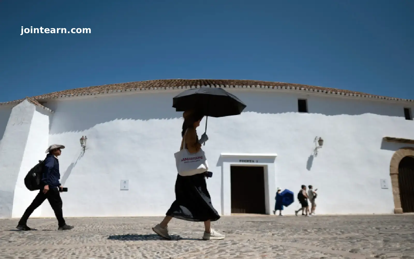 2025 Set to Become the Second-Hottest Year Ever Recorded, EU Climate Monitor Warns