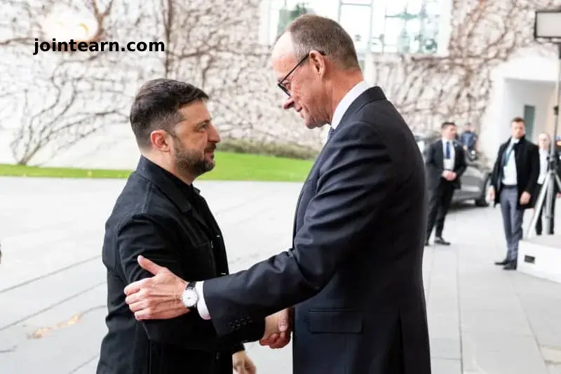 Ukraine’s Zelensky Arrives in Berlin as High-Stakes US Peace Talks Get Underway