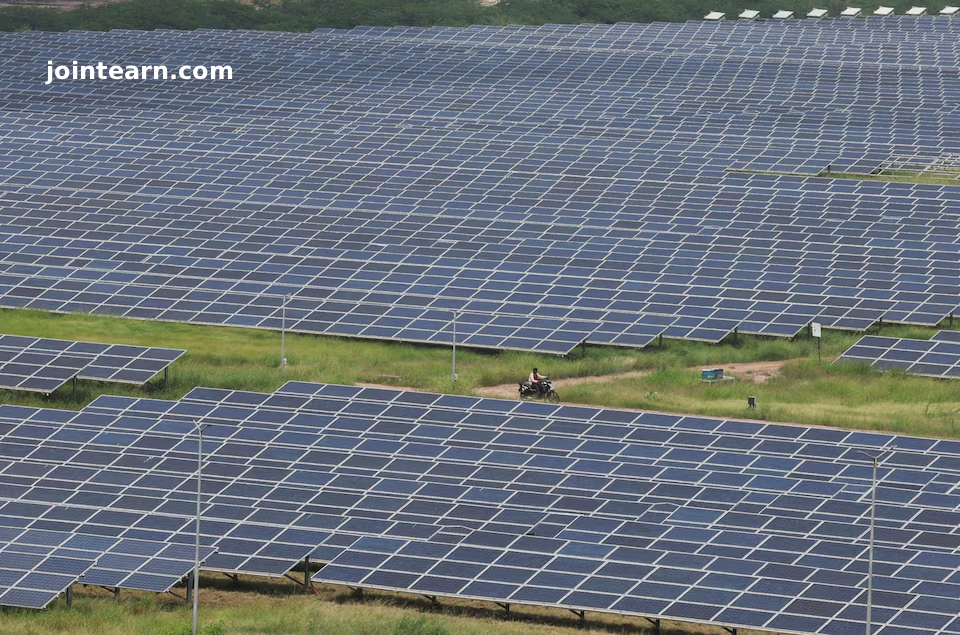India Encourages States to Lead Clean Energy Expansion Amid Federal Power Glut
