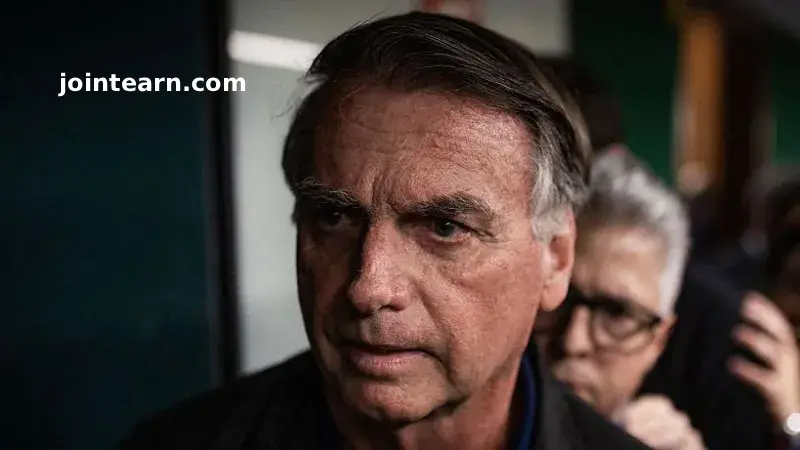 Jair Bolsonaro Undergoes Medical Treatment for Chronic Hiccups Following Hernia Surgery