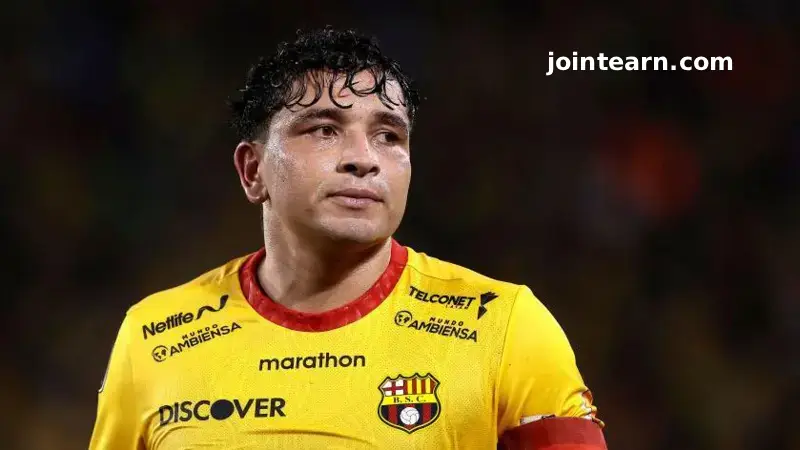 Ecuadorian Defender Mario Pineida Tragically Killed in Guayaquil Shooting
