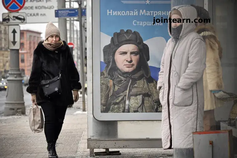 Majority of Russians Expect Ukraine War to End in 2026, State Survey Finds