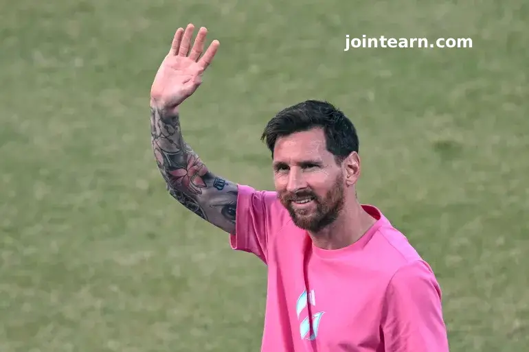 Lionel Messi Concludes India Tour with Enthralling Appearance in Delhi