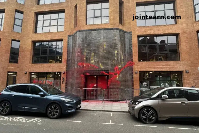 Pro-Palestine Activists Target UK Labour Offices Over Hunger Strikers