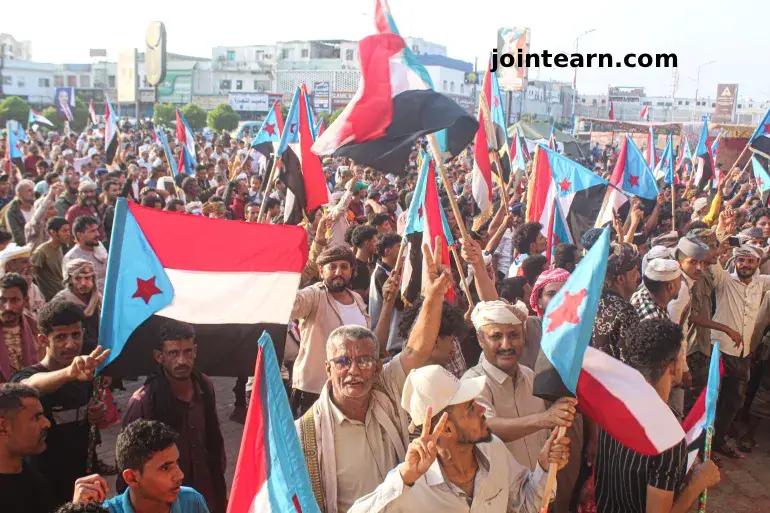 Saudi Arabia Demands Yemeni Separatists Withdraw from Seized Governorates