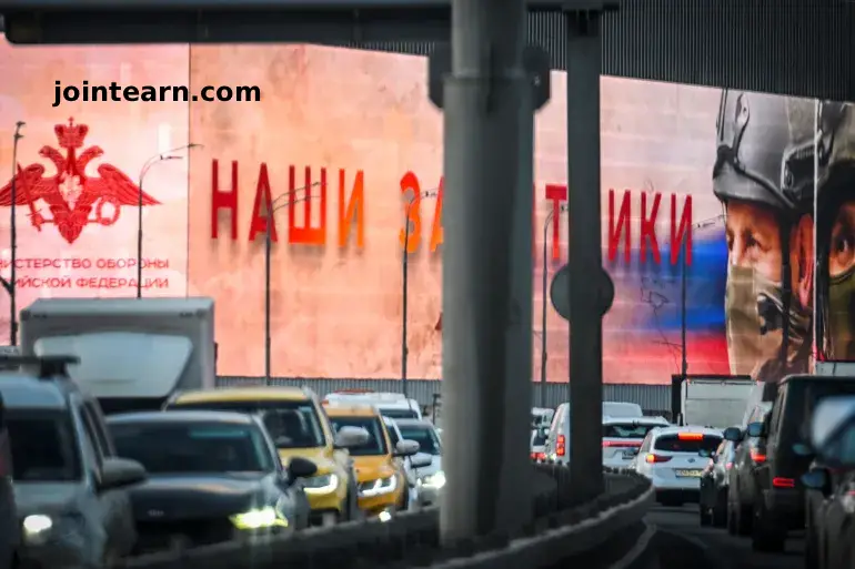 Explosion in Moscow Kills Three, Including Two Police Officers