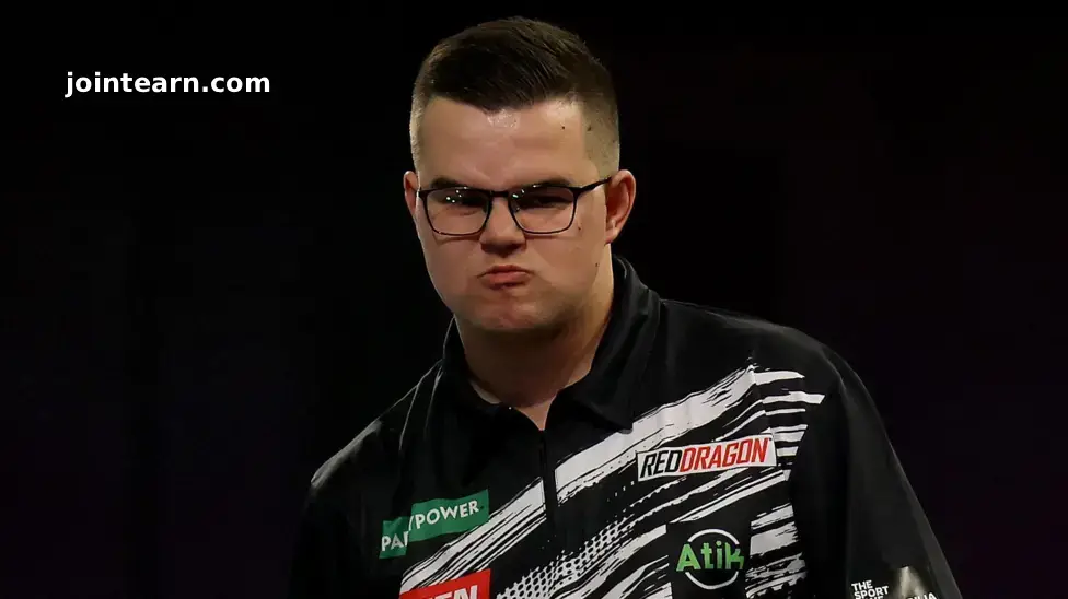 Van Veen Marches On as Ross Smith Suffers Shock World Championship Exit