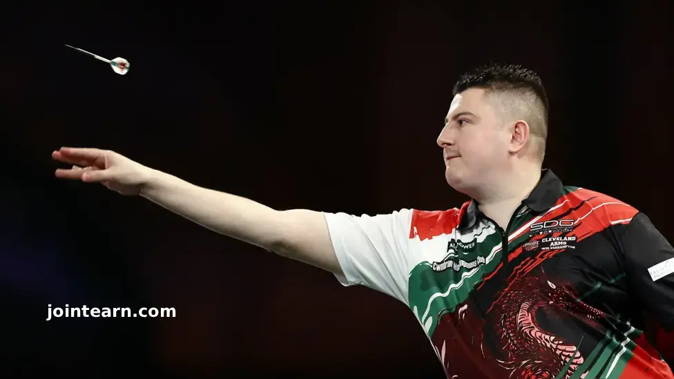 Nick Kenny Hopes to Cap “Best Year” with World Darts Championship Success