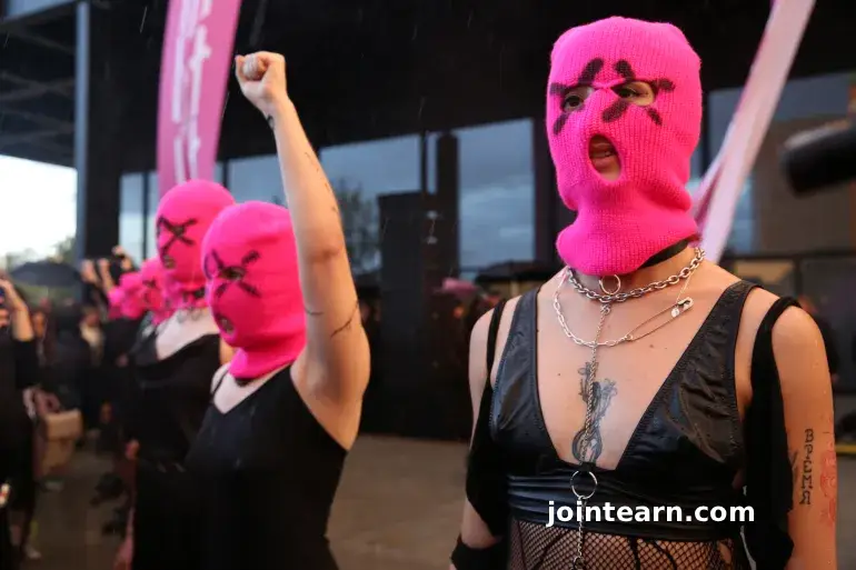 Russian Court Labels Pussy Riot as ‘Extremist’ Group Amid Exiled Band’s Defiance