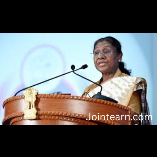 President Murmu Undertakes Submarine Sortie Aboard INS Vaghsheer