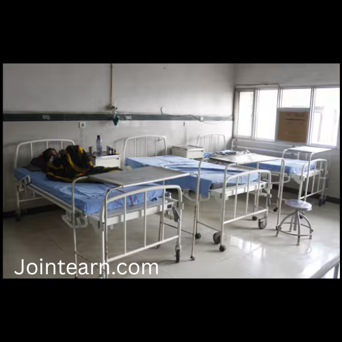 Over 50 Hospitalised After Consuming Contaminated Water in Indore, Residents Allege Deaths; Authorities Order Probe