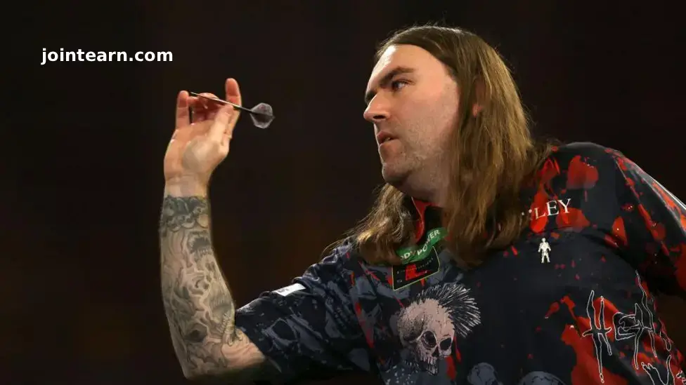 “There’s No Cure”: The Rare Eye Condition Affecting Ryan Searle, Luke Littler’s World Championship Opponent