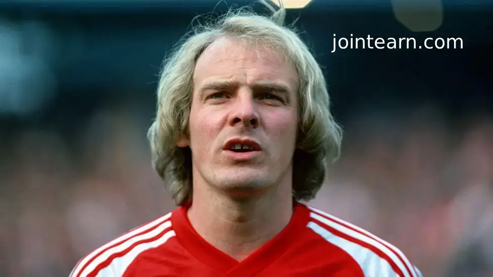 Leeds United and Wales Football Legend Terry Yorath Dies Aged 75