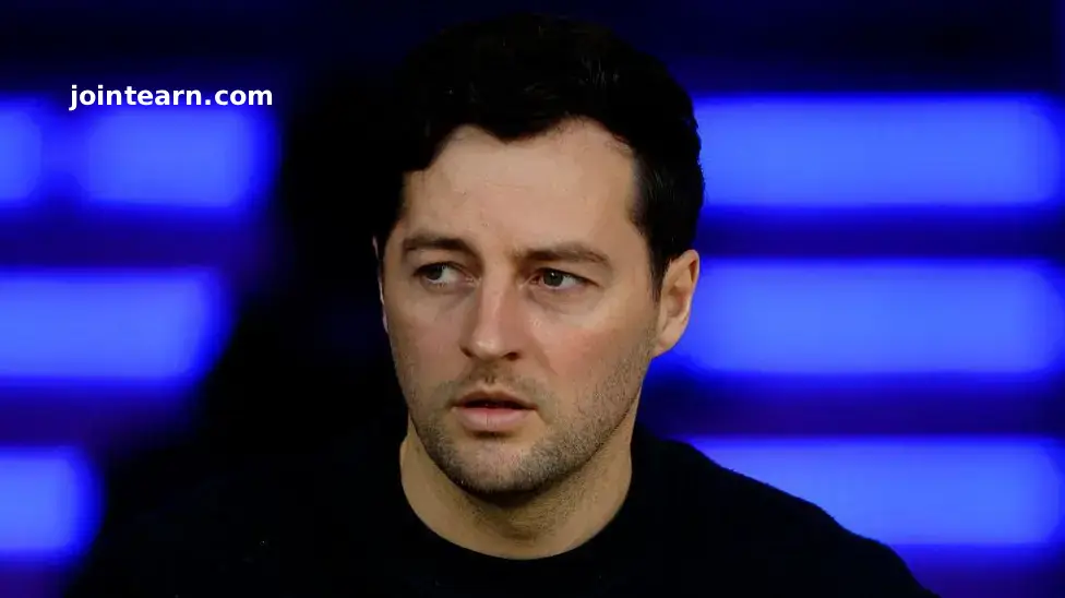 West Bromwich Albion Sack Head Coach Ryan Mason After Seven-Month Spell