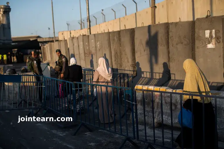 Palestinian Students Strike as Israel Restricts West Bank Teachers from East Jerusalem