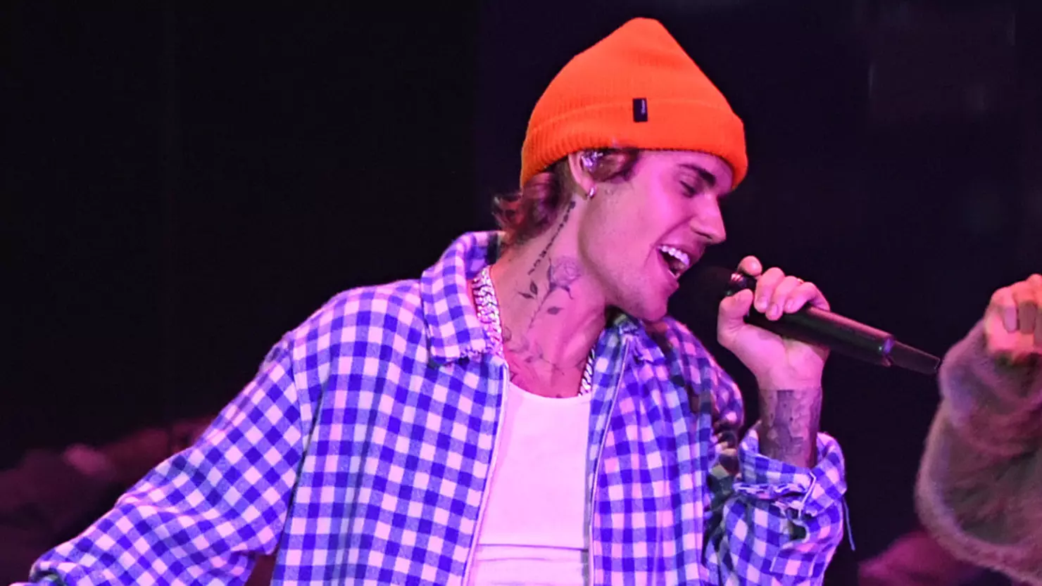 Justin Bieber Broke in 2025? New TMZ Documentary Reveals Financial Crisis, Marriage Issues, and Scooter Braun Fallout