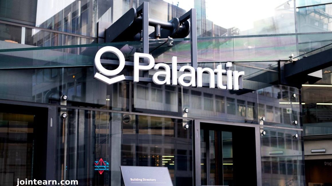 Palantir Stock Faces Decline Amid Concerns Over Valuation and Market Volatility