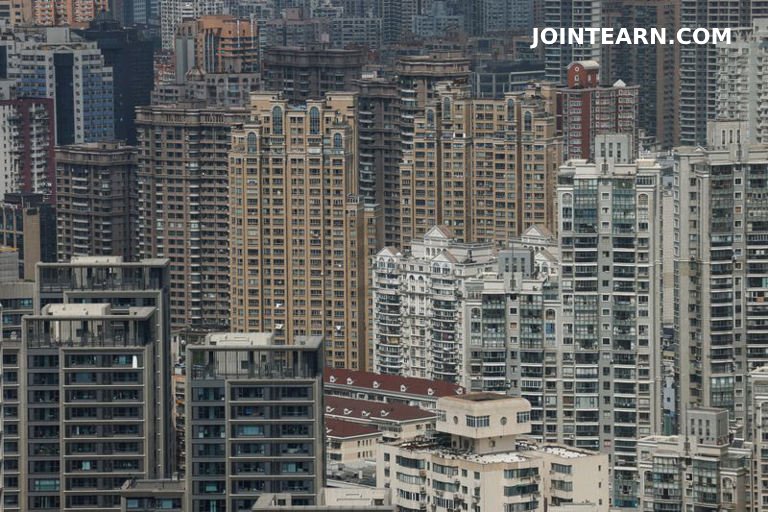 China's April Resale Home Prices Decline Amid Increased Market Competition