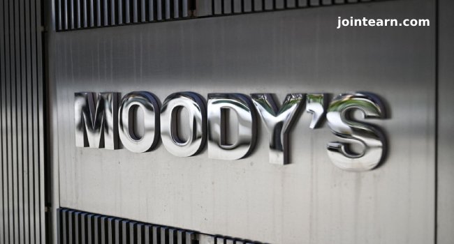 Moody’s Downgrades US Credit Rating: America Loses Final AAA Status Amid Rising Debt and Deficits