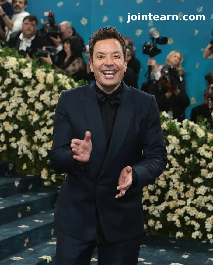 Blake Shelton Leaves Jimmy Fallon Speechless With Hilarious Comment About His "Fake Laughing" Habit