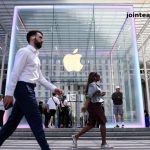 Apple Faces $900M Cost Surge from Trump’s China Tariffs in 2025