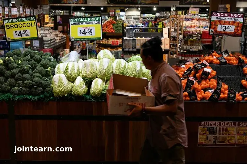 Australia Retail Sales Edge Up in May, Strengthening Case for July Rate Cut
