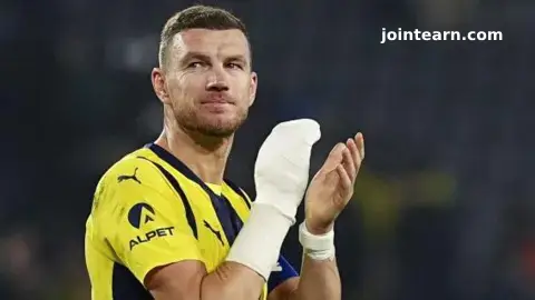 Edin Dzeko Signs for Fiorentina: Former Manchester City Striker to Play Into His 40s in Serie A