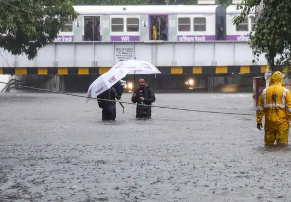 Mumbai Rain Update: Water Supply Lakes Near Capacity as City Sees Sunlight After Heavy Downpours