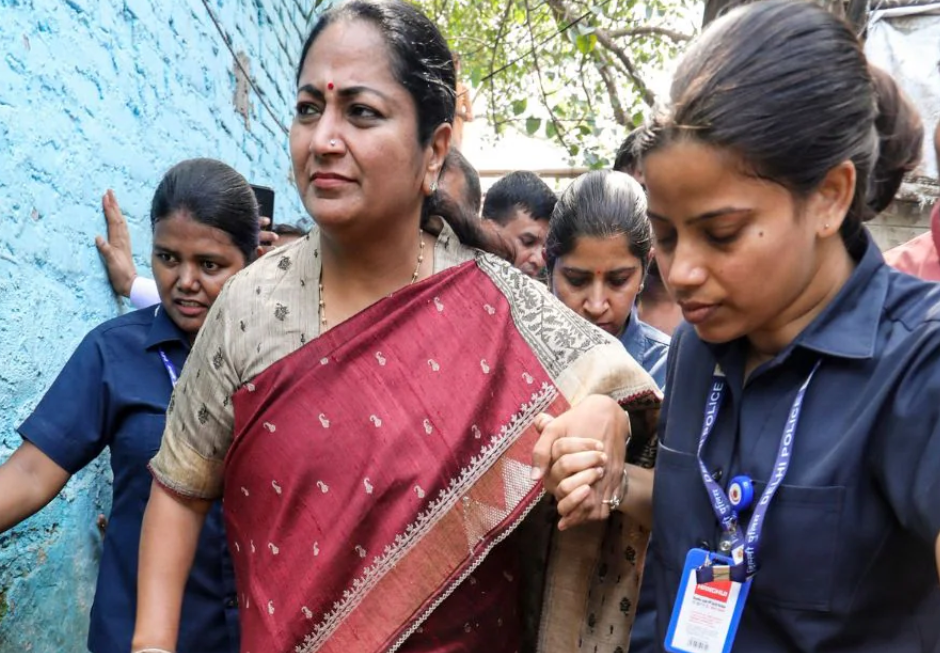 Delhi CM Rekha Gupta to Hold Public Hearings Across All Constituencies Following Attack